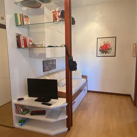 Apartament Casa Amisi *